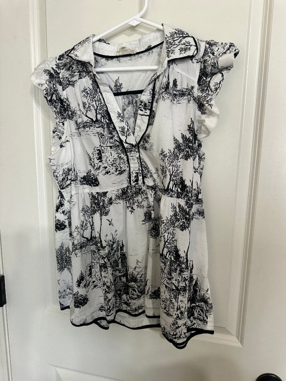 Umgee Black White Toile Print Babydoll Tunic Top Flutter Sleeve Size M